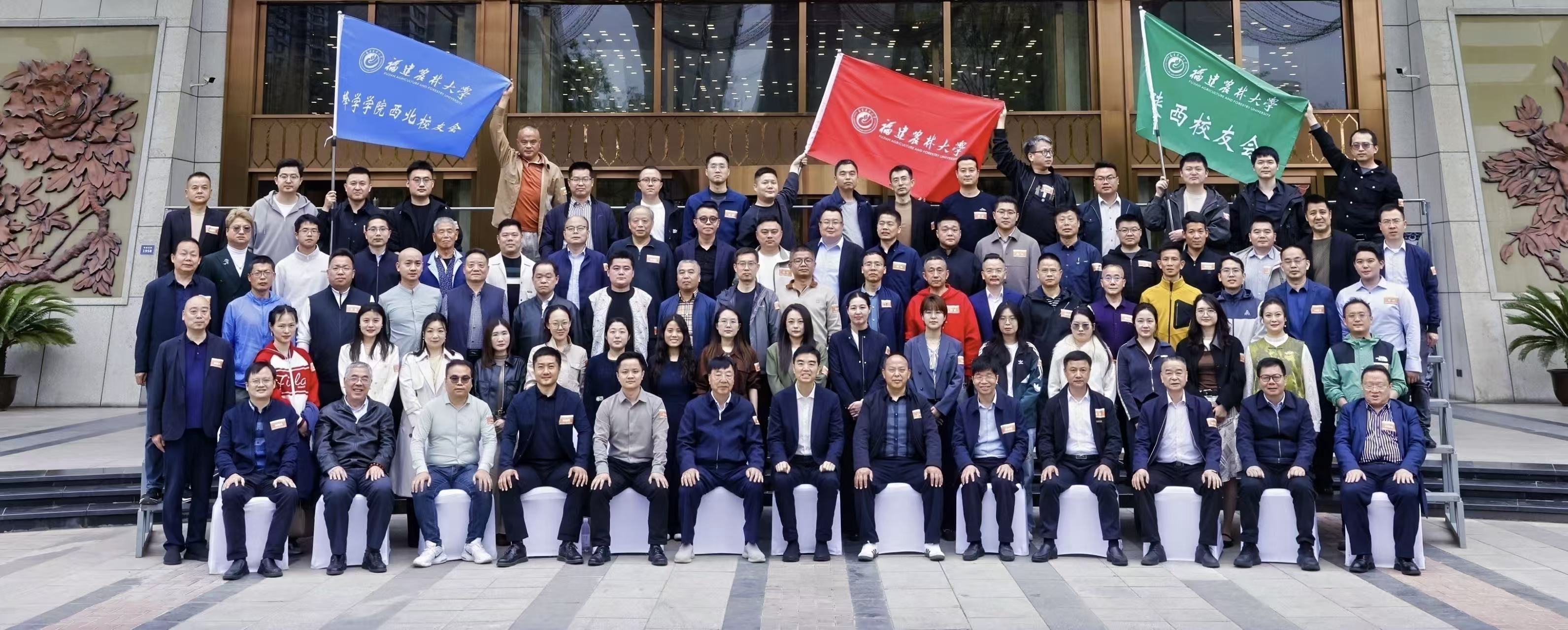 合影.jpg